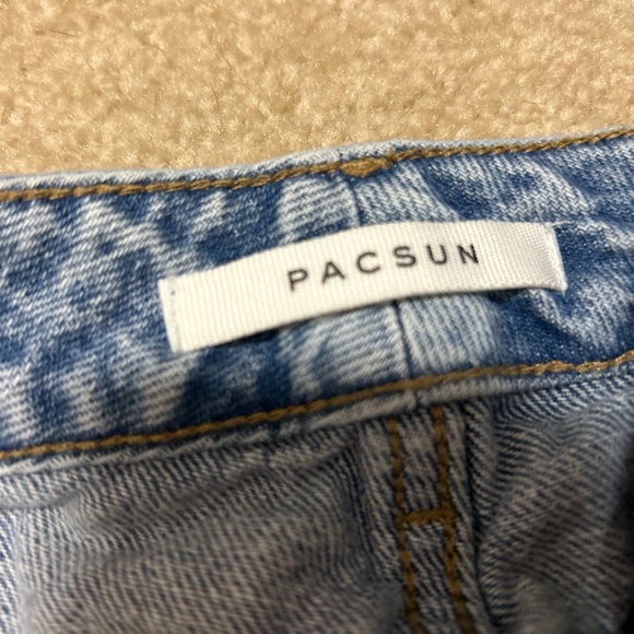 Pacsun Mid Rise Blue Ripped Mom Jeans. Size 27 - Picture 3 of 3